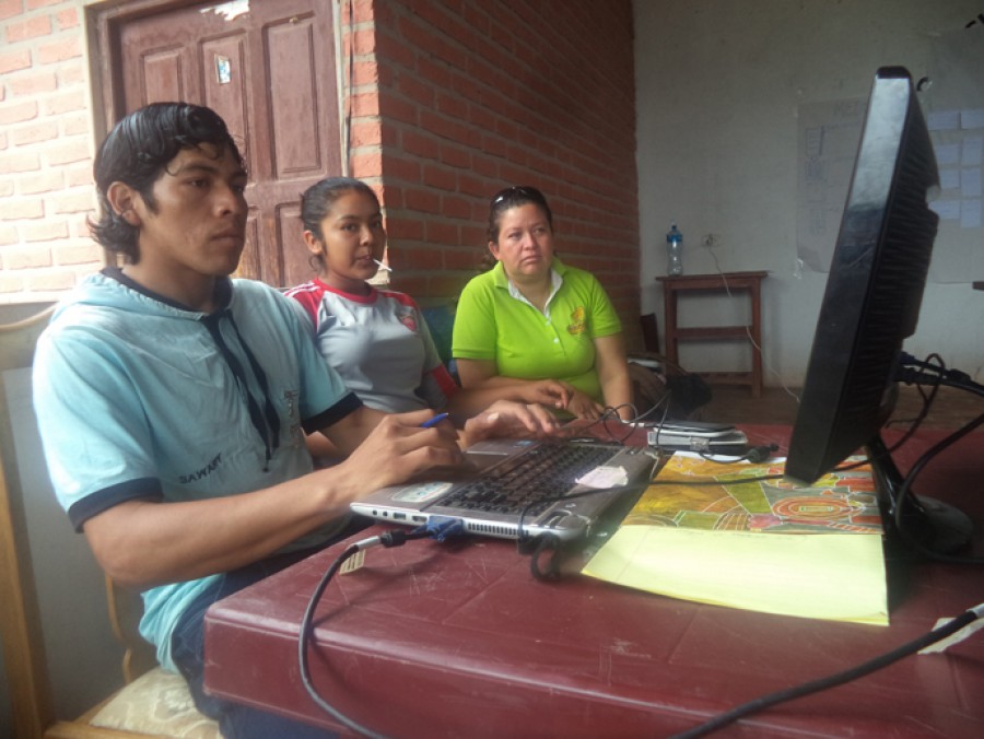 Cursos de Manejo de Redes Sociales para Territorios Rurales se realiza en Machareti  