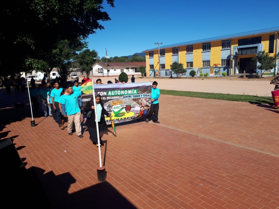 Asambleístas indígenas originarios de Macharetí rinden homenaje al Departamento de Chuquisaca con un mensaje de Autonomía